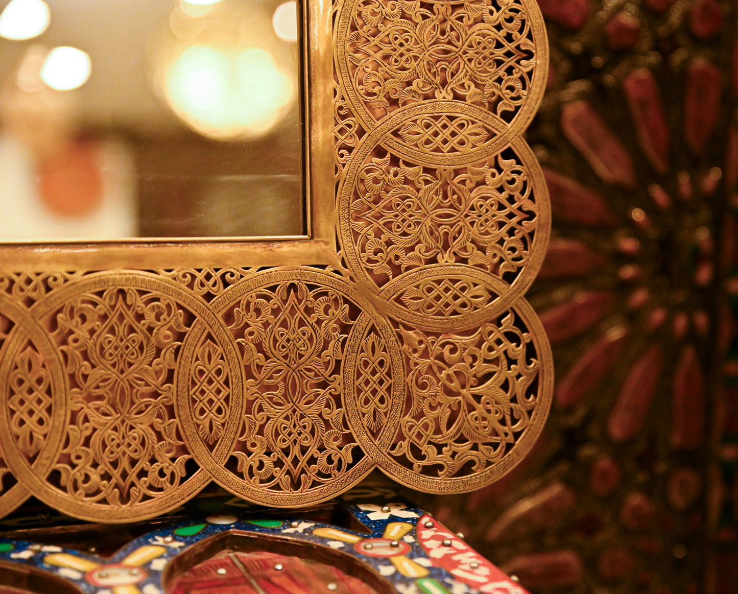 Moroccan brass mirror with LED – Handmade artisanal illuminated wall mirror