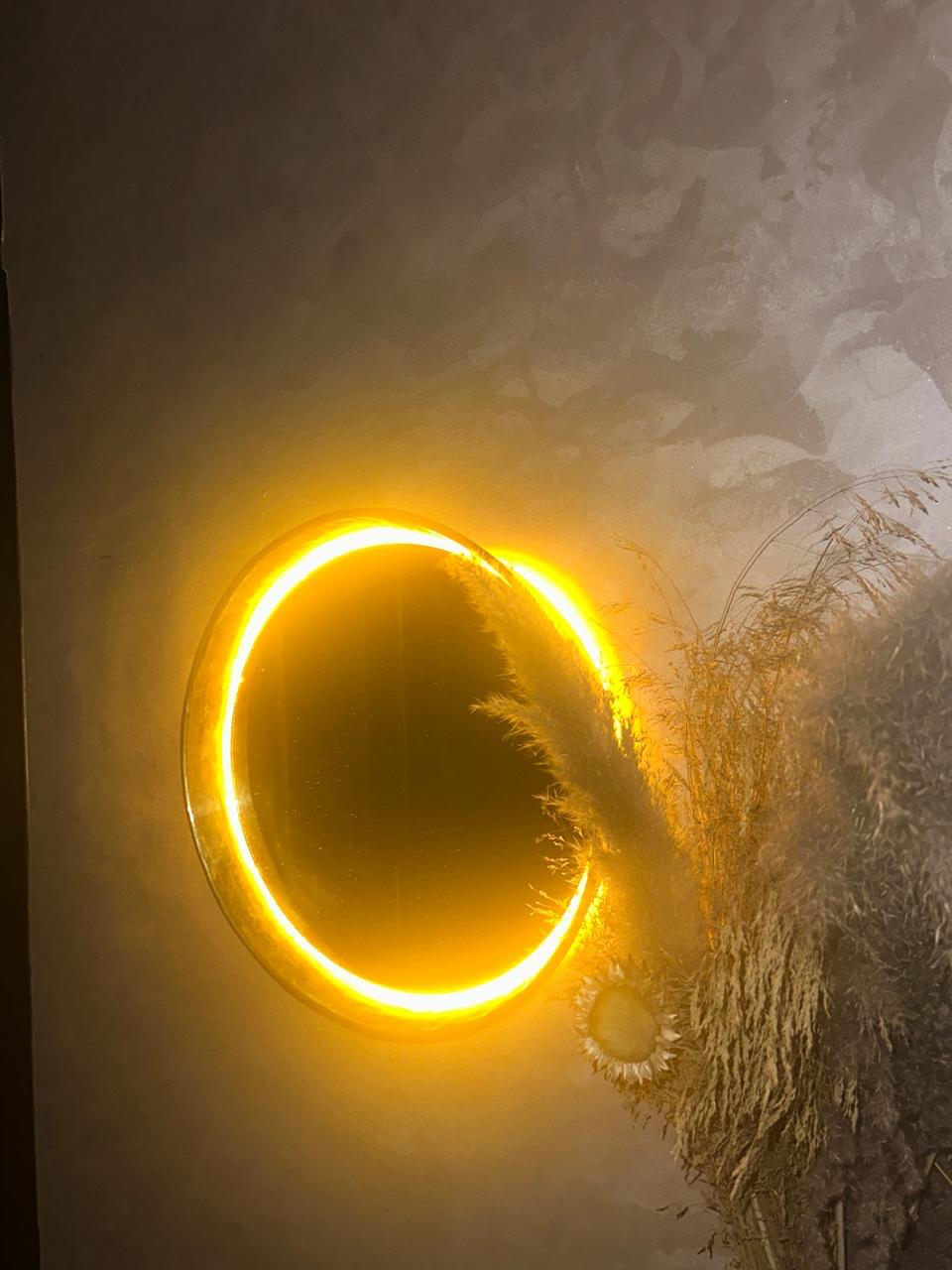 Round Brass Wall Mirror with LED – Antique Finish Frame for Bathroom or Entryway