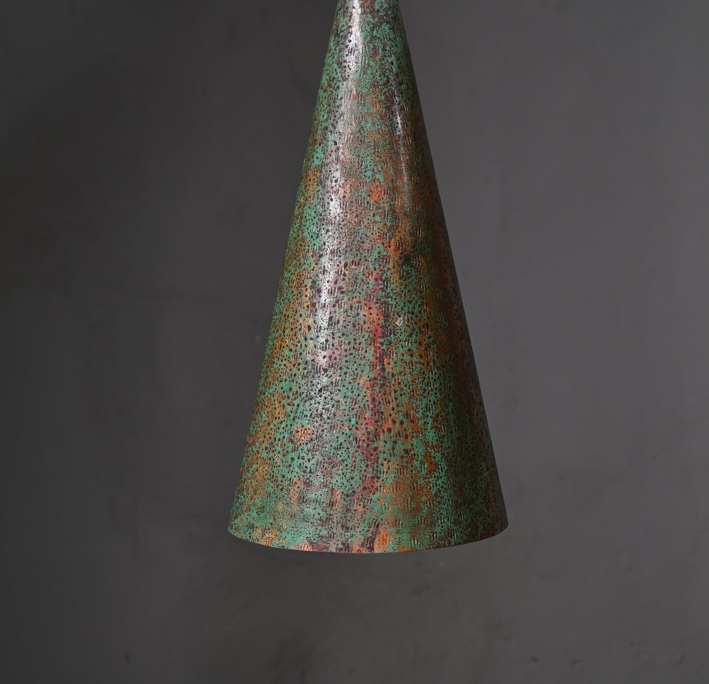 Verdigris Patina Cone Pendant Light – Oxidized Hammered Copper Lamp – Industrial Kitchen Island Lighting