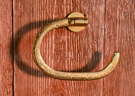 Engraved Brass Bathroom Holder – Wall-Mounted Toilet Paper or Towel Rack with Moroccan Patterns