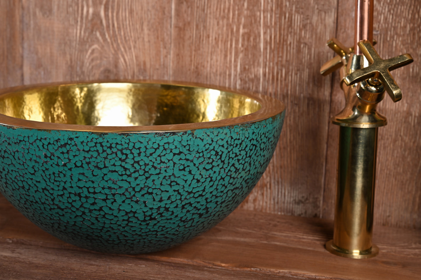 Hammered Brass Sink – Handmade Bathroom Basin with Turquoise Patina