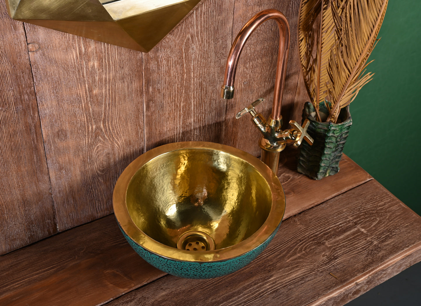 Hammered Brass Sink – Handmade Bathroom Basin with Turquoise Patina