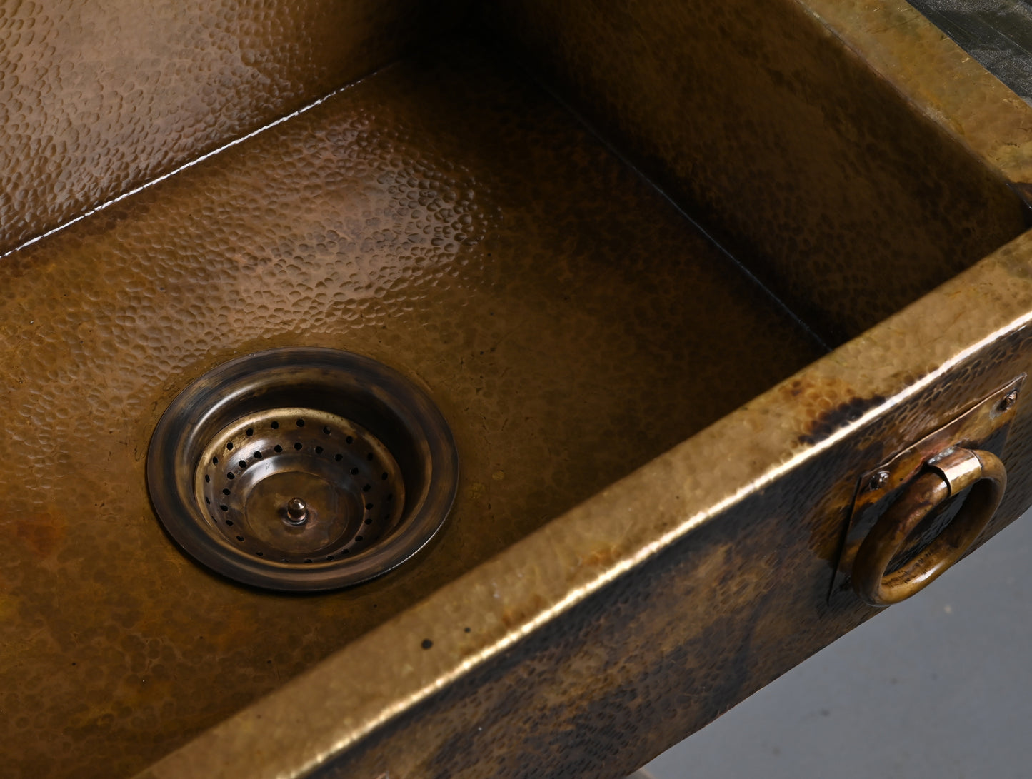 Hammered Copper Farmhouse Kitchen Sink-Handcrafted Dark Brown Apron Sink(Drain Included)