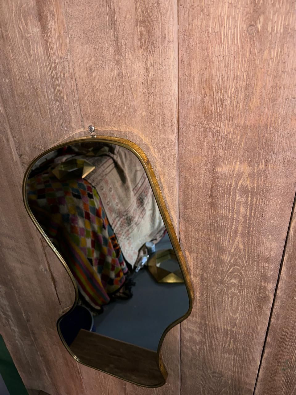 Handcrafted Irregular Brass Mirror – Unique Asymmetrical Design for Elegant Wall Décor in Living Room, Bathroom, or Hallway